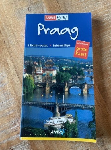 Reisgids Praag - Tsjechië, Europa, Ophalen of Verzenden, Zo goed als nieuw, Reisgids of -boek