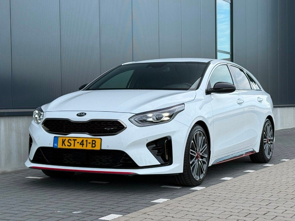 Kia ProCeed 1.6 T-GDI GT 204PK afn. trekhaak GT-Line, Wit, 204 pk, Onderhoudsboekje, 750 kg