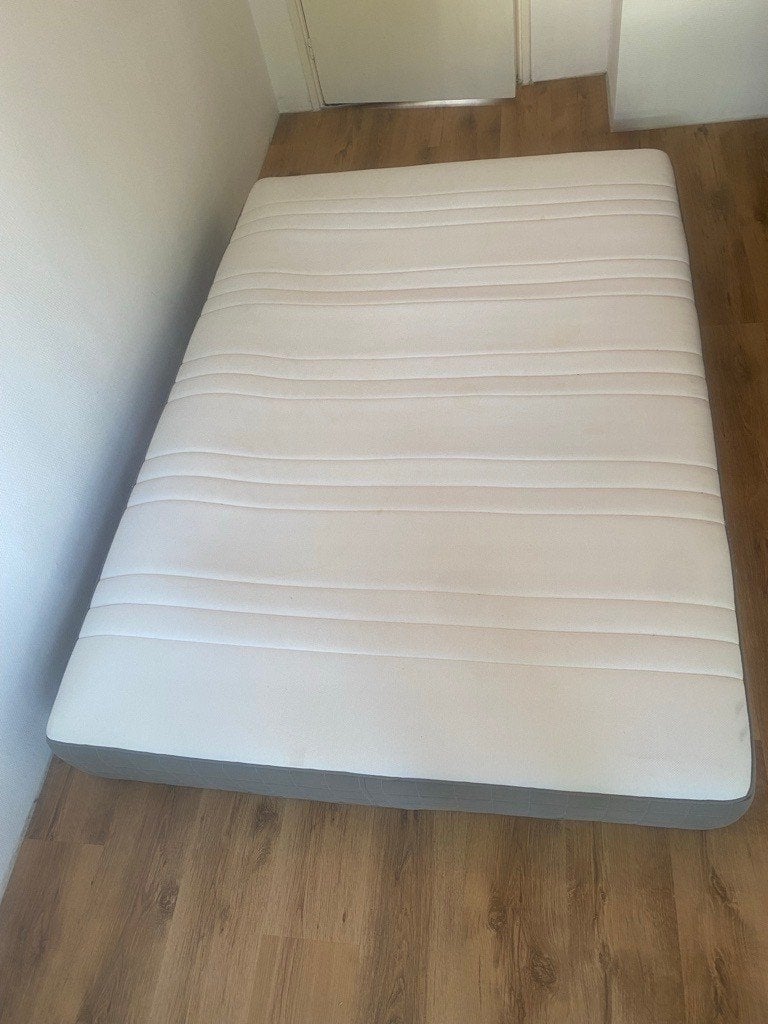 IKEA Hövåg Matras 140x200 cm – Goede Staat, Ophalen, Gebruikt, Tweepersoons, 140 cm