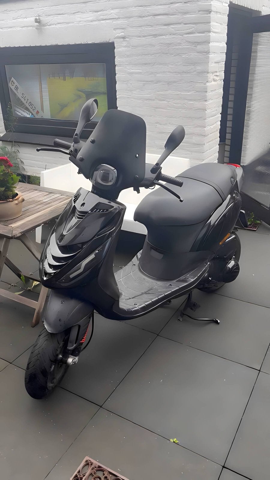 Piaggio Zip 150cc leader full option, Ophalen, Zo goed als nieuw, Benzine, Zip