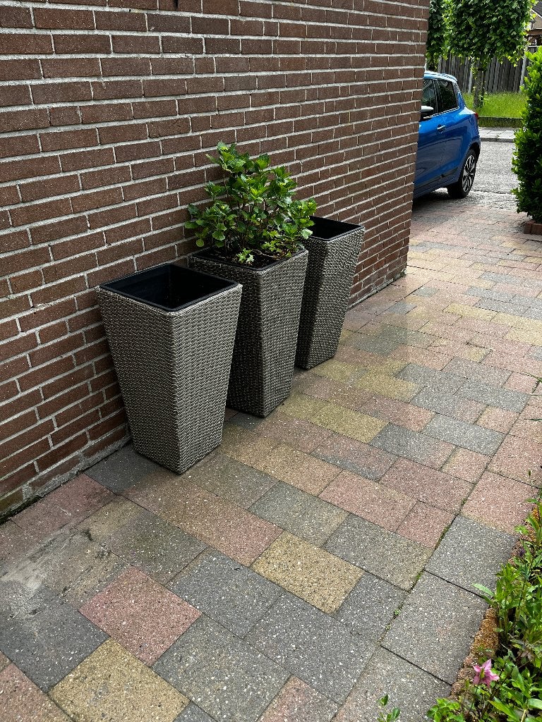 3 bloembakken kunststof., Tuin en Terras, Bloembakken en Plantenbakken, Ophalen, Kunststof, Gebruikt, Vierkant