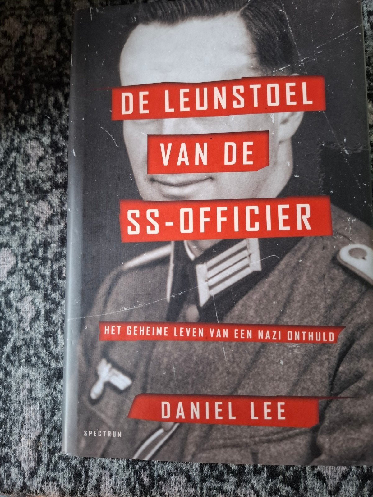 Daniel Lee - De leunstoel van de SS-officier, Ophalen of Verzenden, Zo goed als nieuw, Daniel Lee