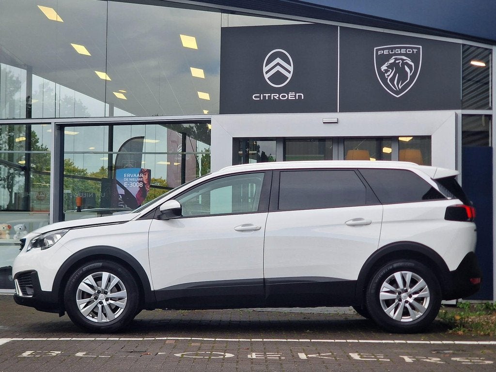 Peugeot 5008 1.2 PureTech 130pk Blue Lease Executive | 7 zit, Auto's, Peugeot, Stof, Gebruikt, 1199 cc, 7 stoelen