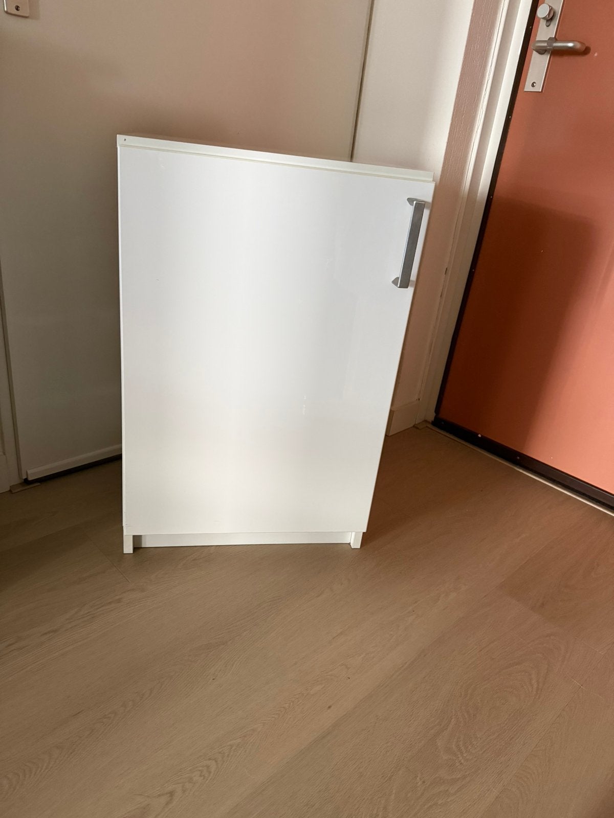 Keuken kastje kleur wit, Ophalen, Zo goed als nieuw