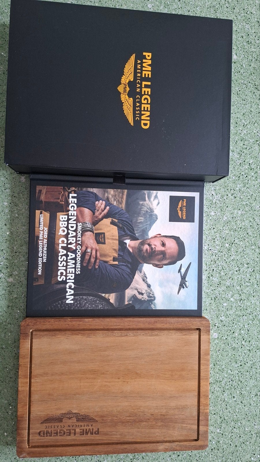 PME Legend BBQ Classics kookboek met snijplank, Hoofdgerechten, Jord Althuizen, Nieuw, Ophalen of Verzenden