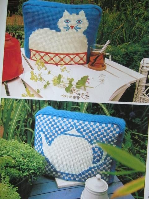 Borduurpatroon  Poes - Theepot  -  Bloemen   nr 7936, Hobby en Vrije tijd, Borduren en Borduurmachines, Verzenden, Nieuw, Handborduren