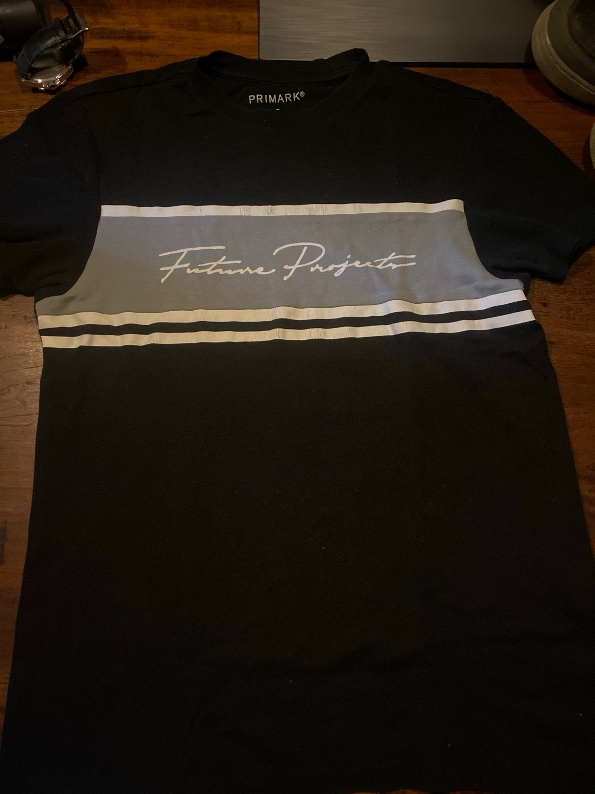 Primark T-shirt Zwart met 'Future Projects' opdruk, Kleding | Heren, T-shirts, Ophalen of Verzenden, Zo goed als nieuw, Maat 46 (S) of kleiner