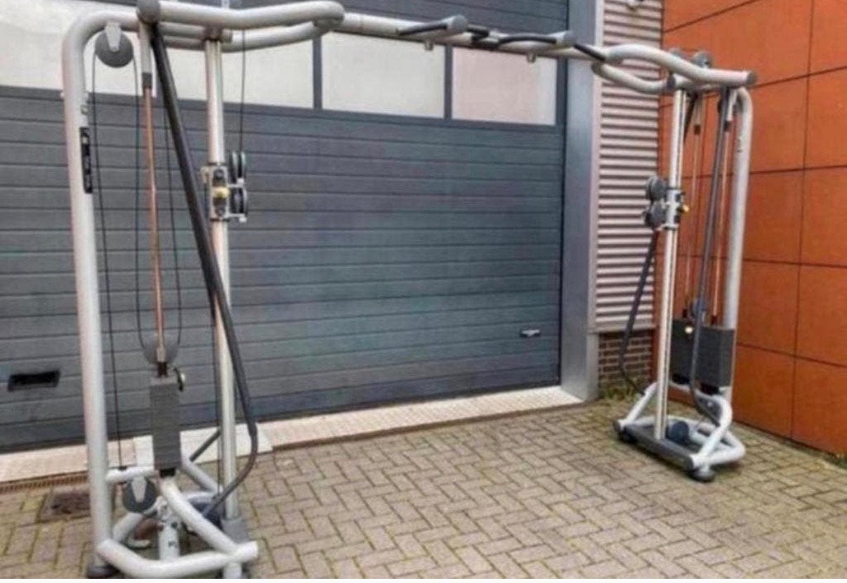 Technogym Adjustable Cable Cross ( Nieuste Type, Ophalen, Gebruikt, Overige typen