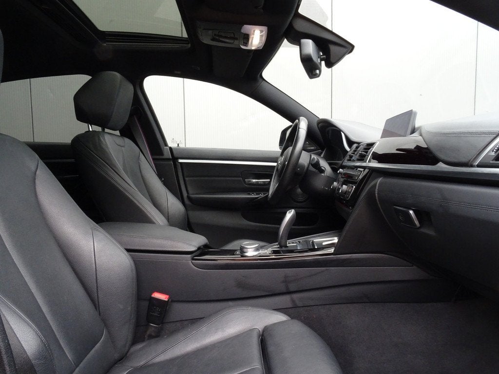 BMW 4 Serie Gran Coupé 418i High Executive * MATT ORIGINEEL, Auto's, BMW, Automaat, Gebruikt, Bruin, Bedrijf