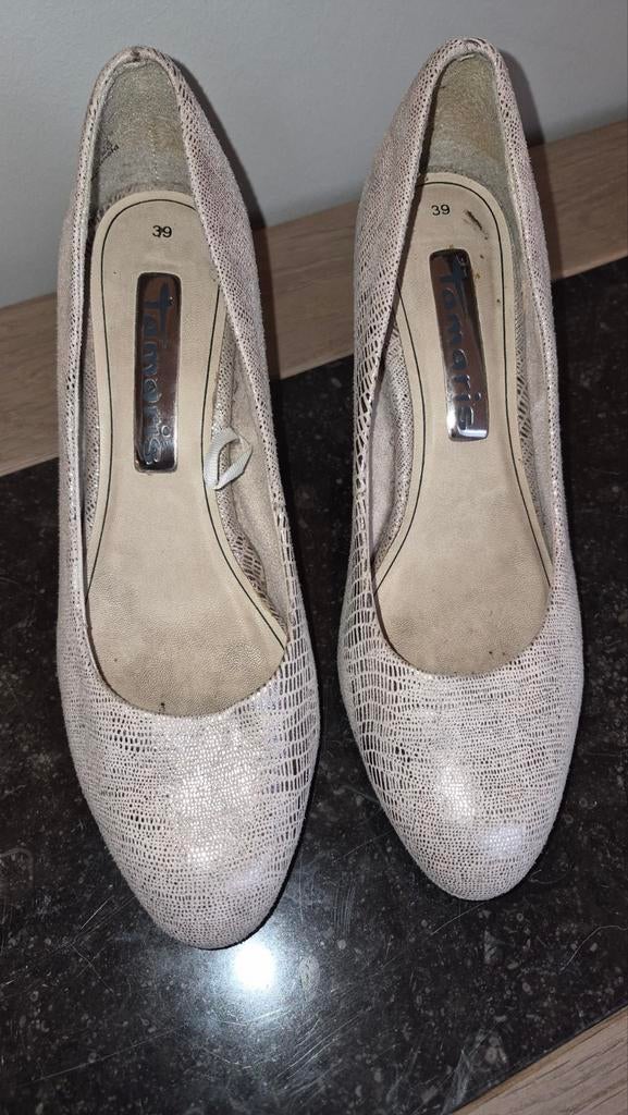 Pumps maat 39., Ophalen of Verzenden, Zo goed als nieuw, Beige