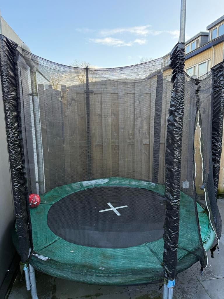 Trampoline met veiligheidsnet, Ophalen of Verzenden, Gebruikt