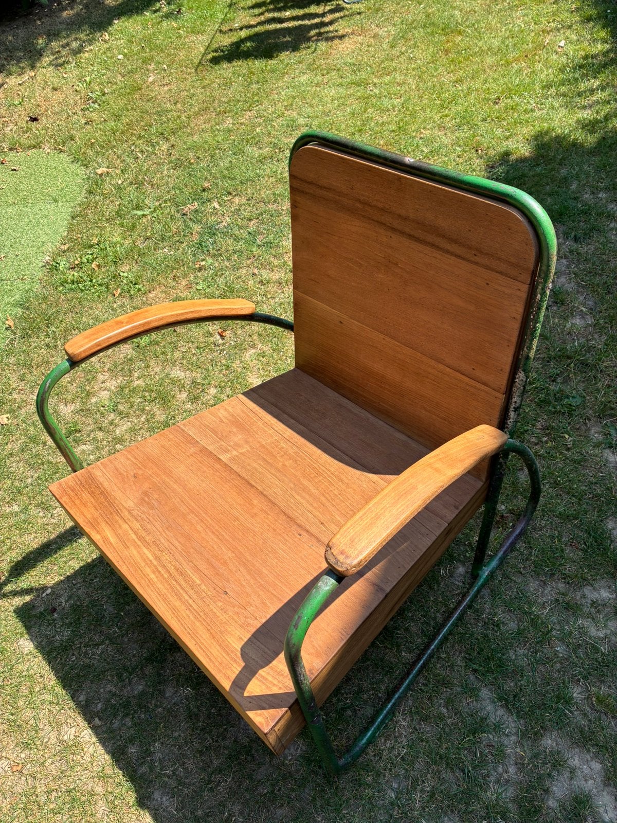 Houten stoeltje, Ophalen