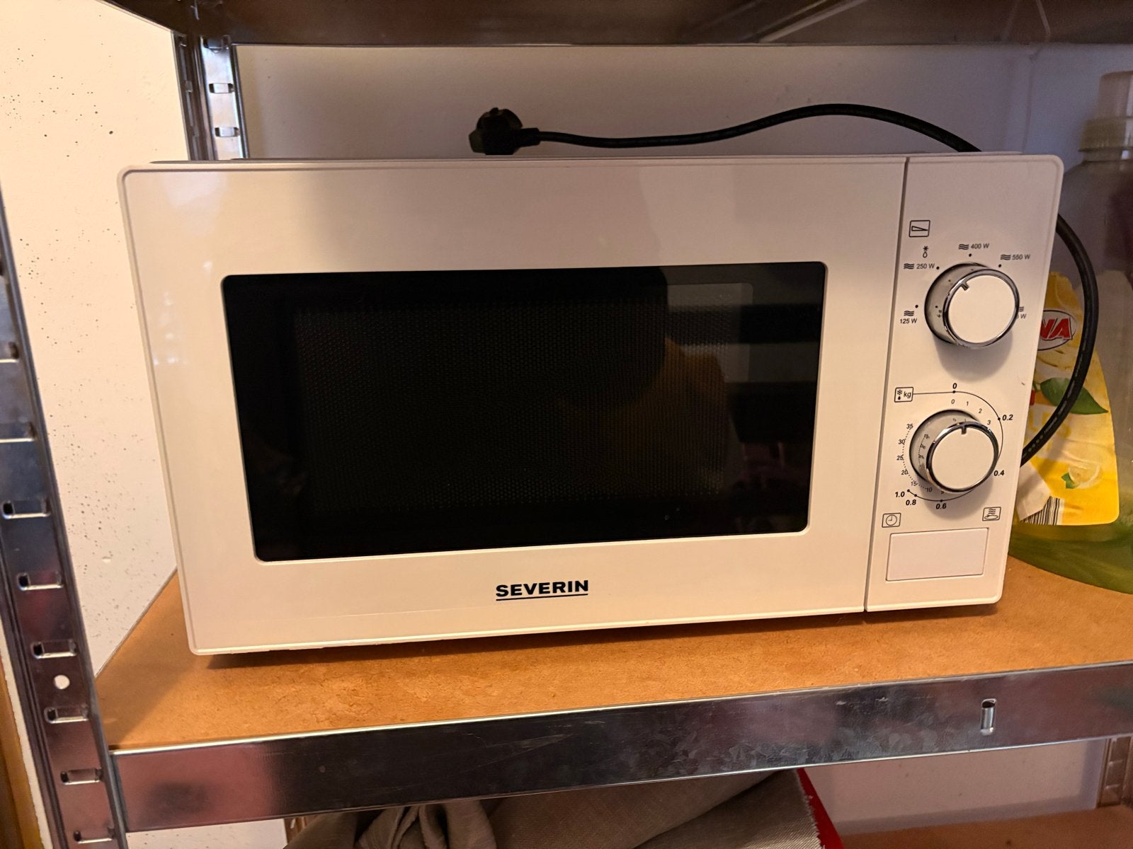 Severin Magnetron - Compact en Functioneel, Gebruikt, Minder dan 45 cm, Ophalen of Verzenden, Magnetron