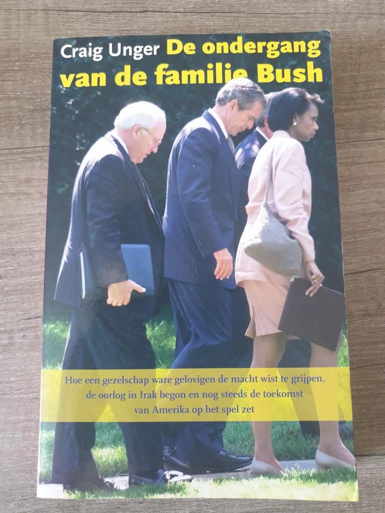De ondergang van de familie Bush - Craig Unger, Gelezen, Craig Unger, Ophalen of Verzenden, Politiek en Staatkunde