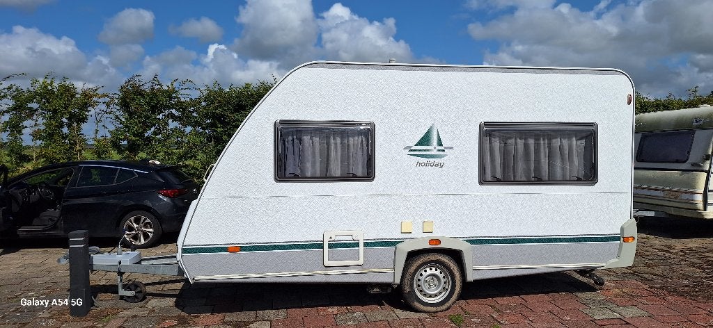 Eifelland Holiday 395TM, Kachel, Dwarsbed, Treinzit, 750 - 1000 kg