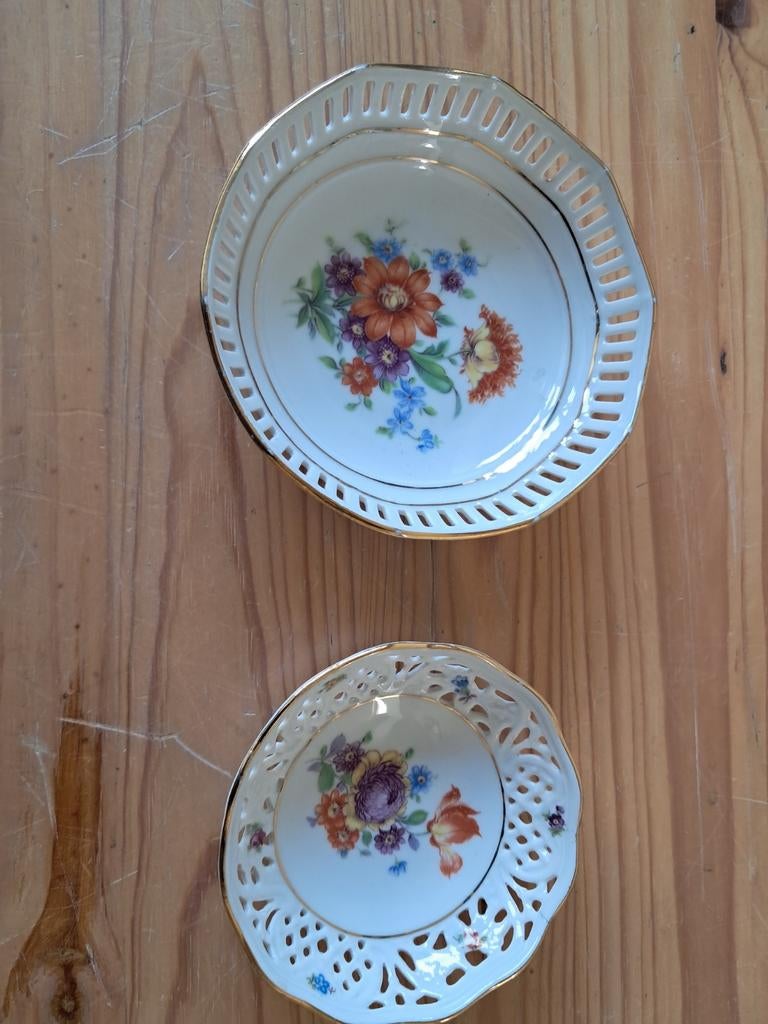 2 schaaltjes, Ophalen of Verzenden