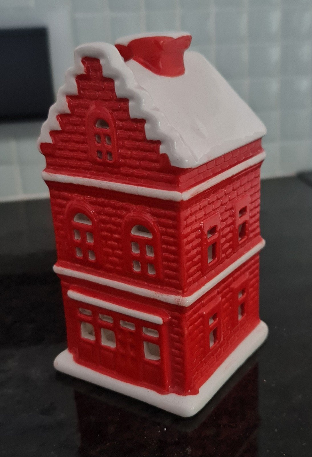 Nationale Postcode Loterij no.2 Trapgevel Huisje, Diversen, Kerst, Ophalen of Verzenden, Zo goed als nieuw