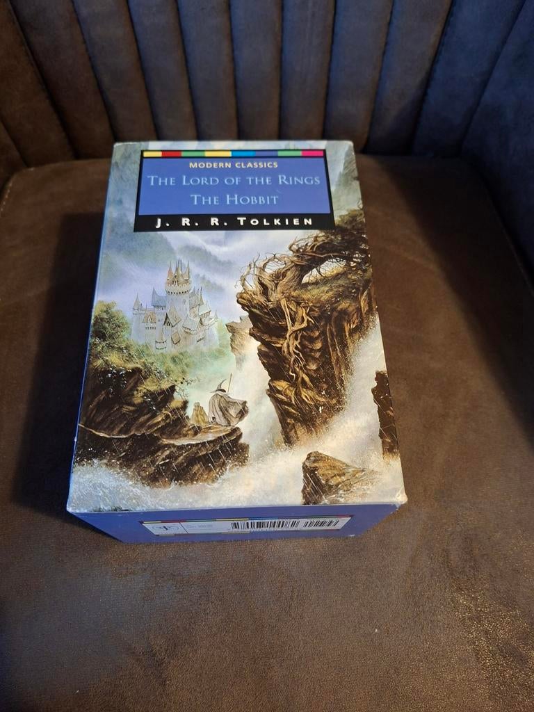 The Lord of the Rings & The Hobbit Box Set J.R.R. Tolkien, Boeken, Ophalen of Verzenden, Zo goed als nieuw