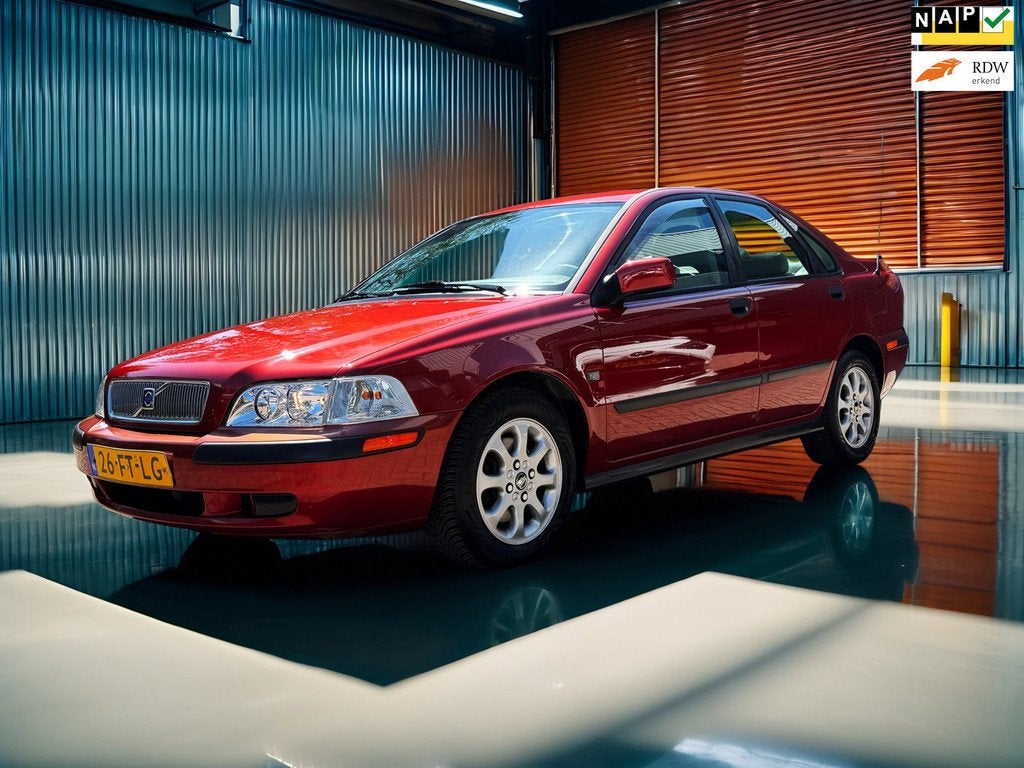 Volvo S40 2.0 Europa 127000km origineel gereden, 136 pk, Gebruikt, 1948 cc, 4 cilinders