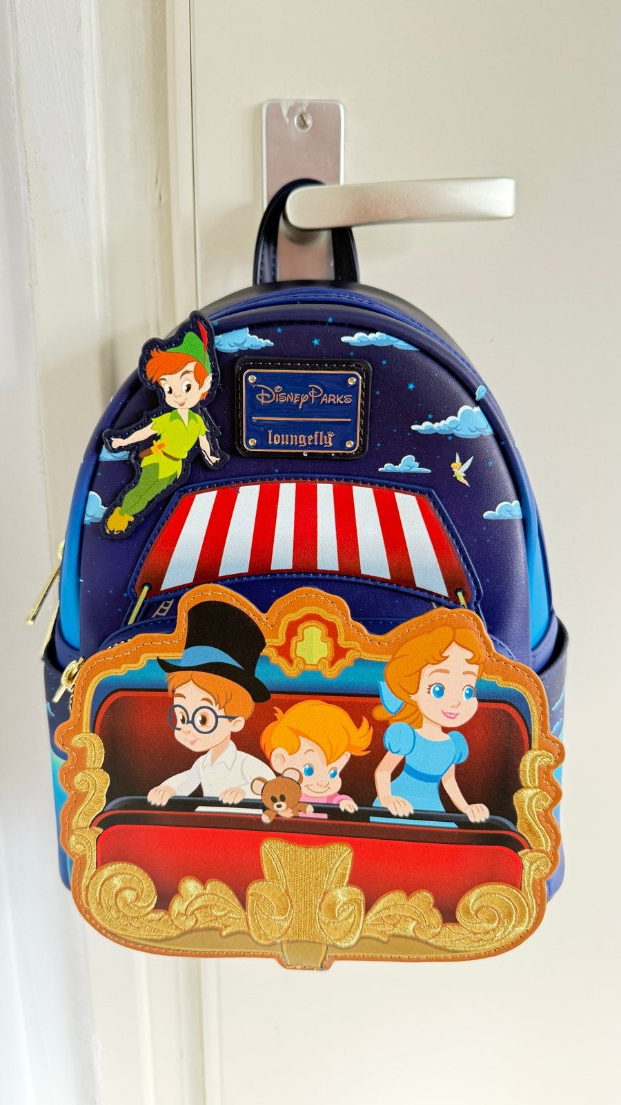 Loungefly Disney Parks Peter Pan Mini Rugzak Nieuw, Sieraden, Tassen en Uiterlijk, Ophalen, Minder dan 30 cm, Disney of Dora, Nieuw