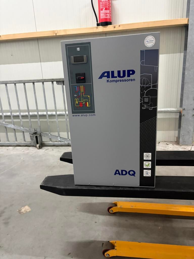 Perslucht drogers/ adsorptie drogers / filters, 100 liter of meer, Ophalen, Zo goed als nieuw