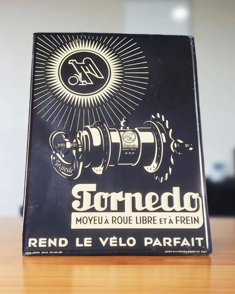 Tof en zeldzaam antiek fietsreclamebord van Torpedo., Reclamebord, Gebruikt, ., Ophalen of Verzenden