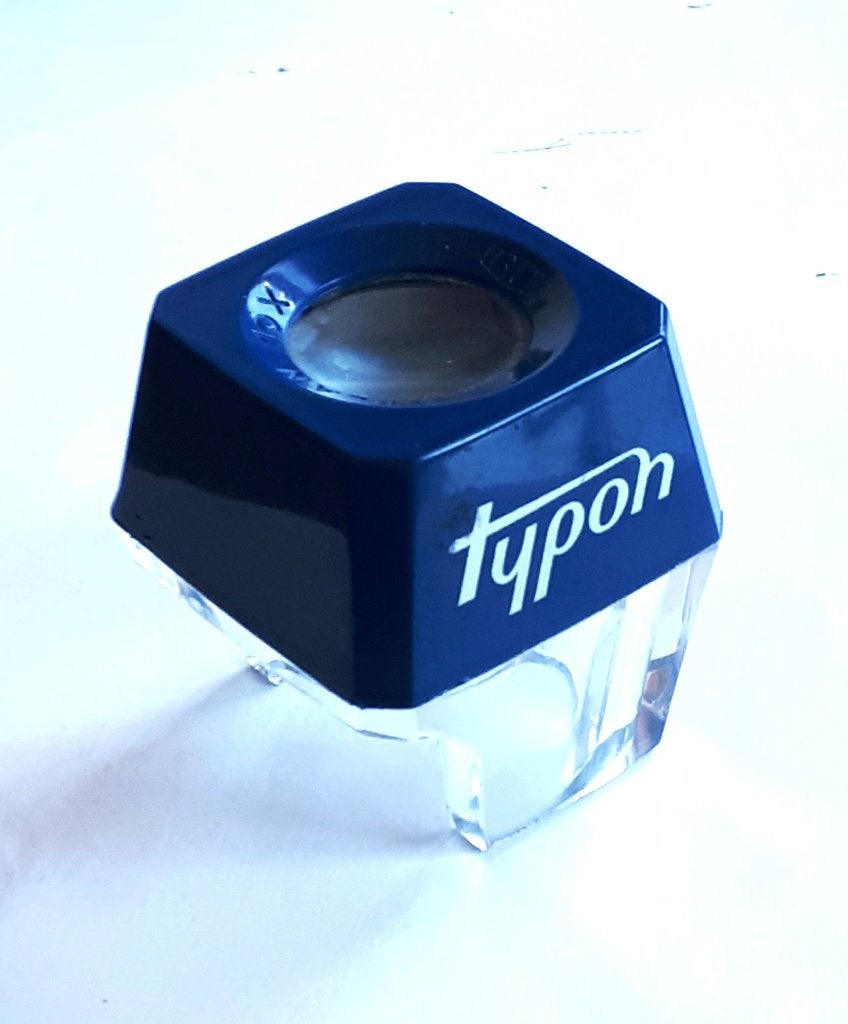 Kunststof loep van Typon, Hobby en Vrije tijd, Ophalen, Nieuw, Vergrootglas of Loep