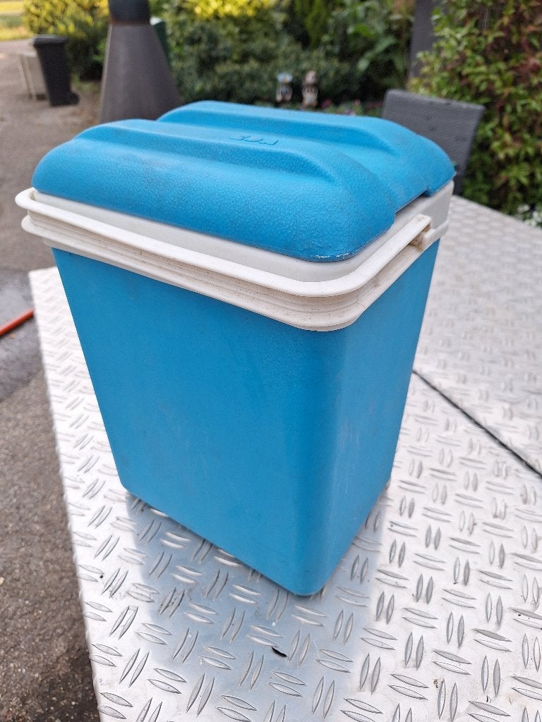 koelbox blauw/wit, Caravans en Kamperen, Ophalen, Gebruikt, Koelbox, Koelelement