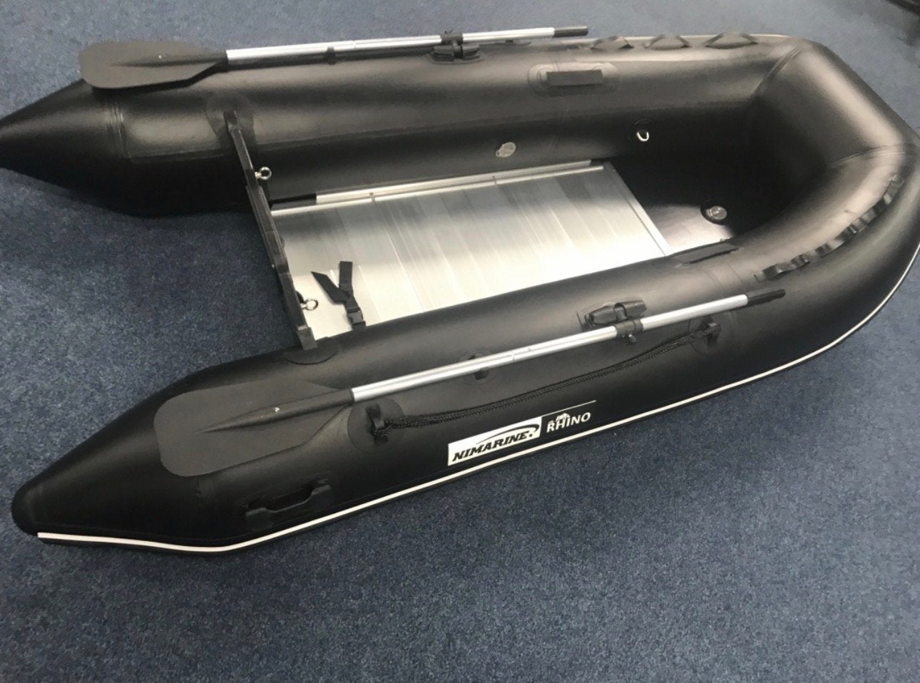 Rubberboot Nimarine. met Johnson 5pk buitenboordmotor, Ophalen, Zo goed als nieuw, Overige typen, Motorboot