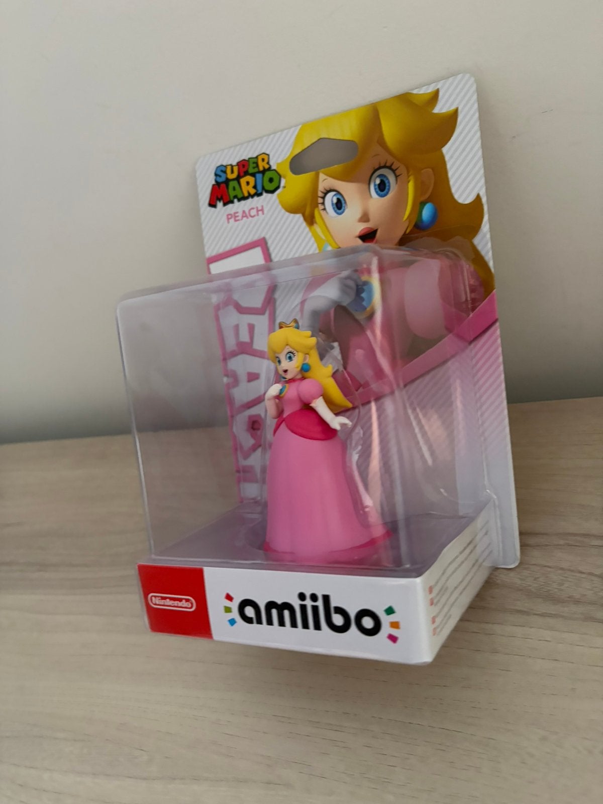 Nintendo Peach amiibo – Super Mario Collection – Boxed EUR, Support@nintendo.eu, 11-1 Hokotate-cho, Kamitoba, Minami-ku, Kyoto 601-8501, Japan