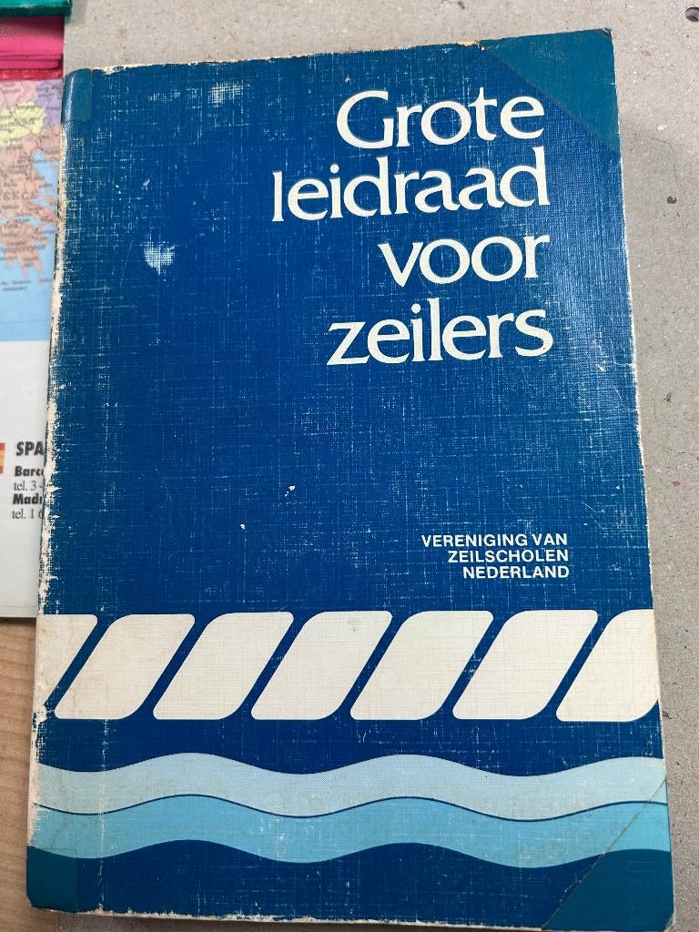 Grote leidraad voor zeilers-Vereniging zeilscholen Nederland, Ophalen of Verzenden, Zo goed als nieuw, Vereniging van zeilscholen Nederland