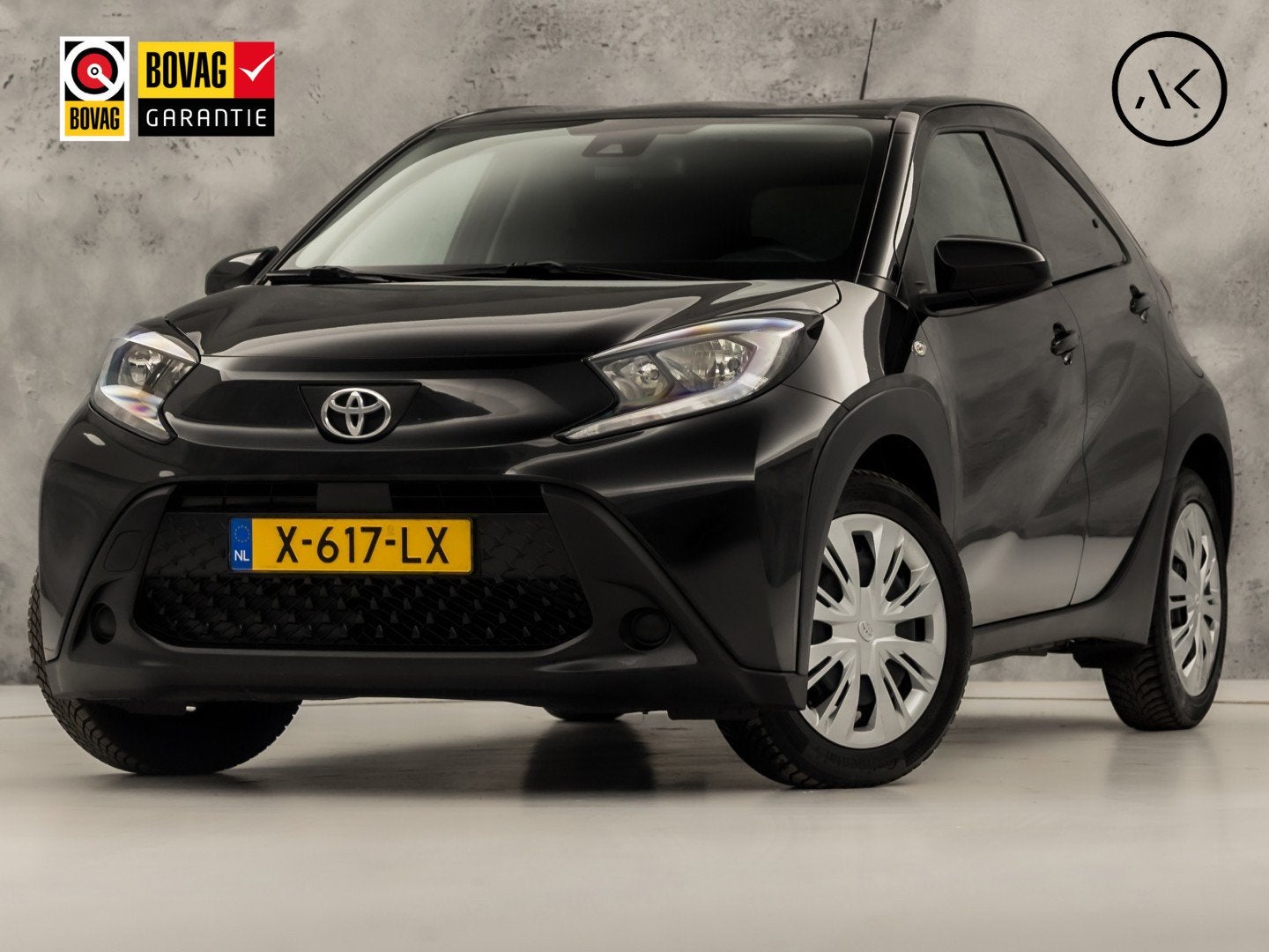 Toyota Aygo 1.0 VVT-i MT Play (NAVIGATIE, CAMERA, GETINT GLA, Auto's, 12 maanden, Stof, Gebruikt, 920 kg