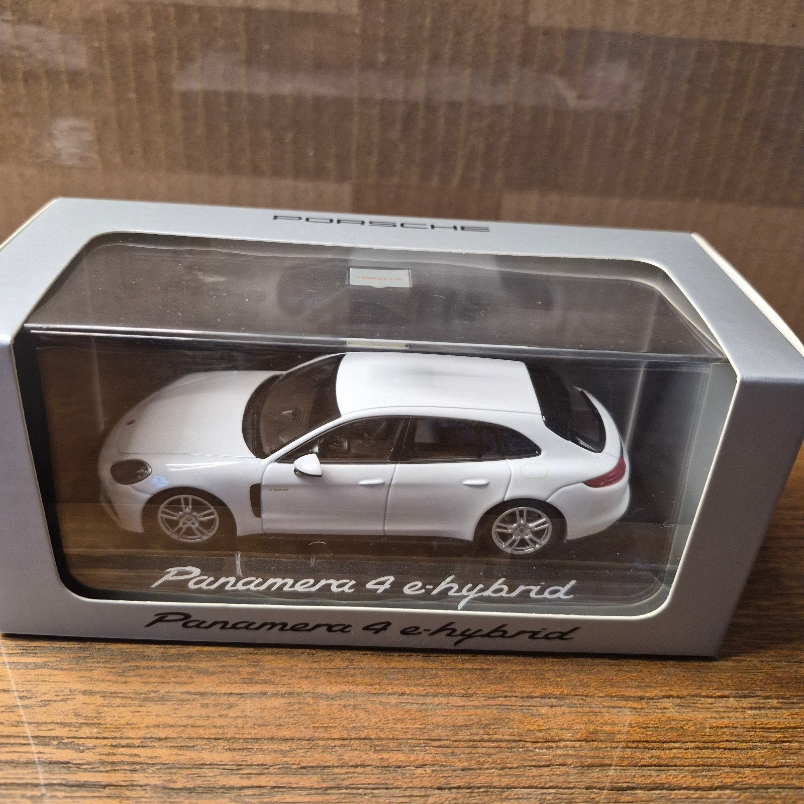 Porsche Panamera 4 E-Hybrid 1:43 Minichamps, Verzenden, Minichamps, Minichamps, Minichamps