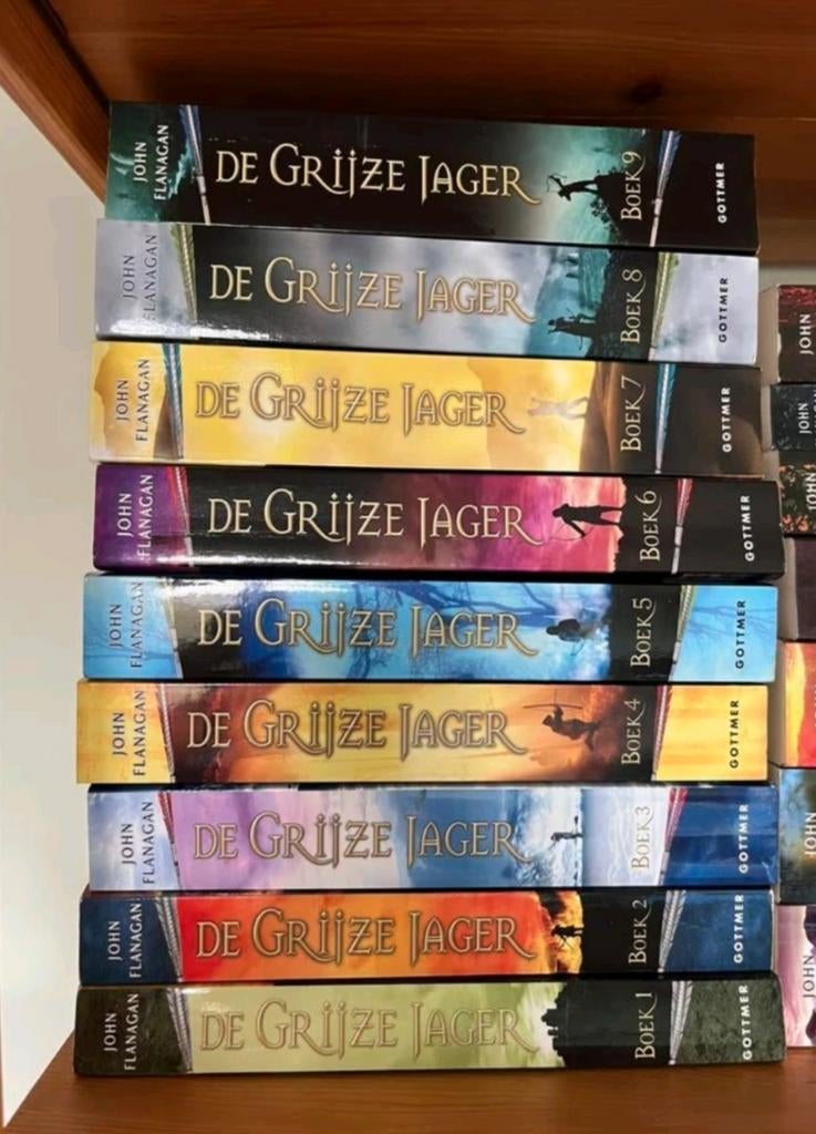 De Grijze Jager + De Vroege Jaren 1, Ophalen of Verzenden, Gelezen