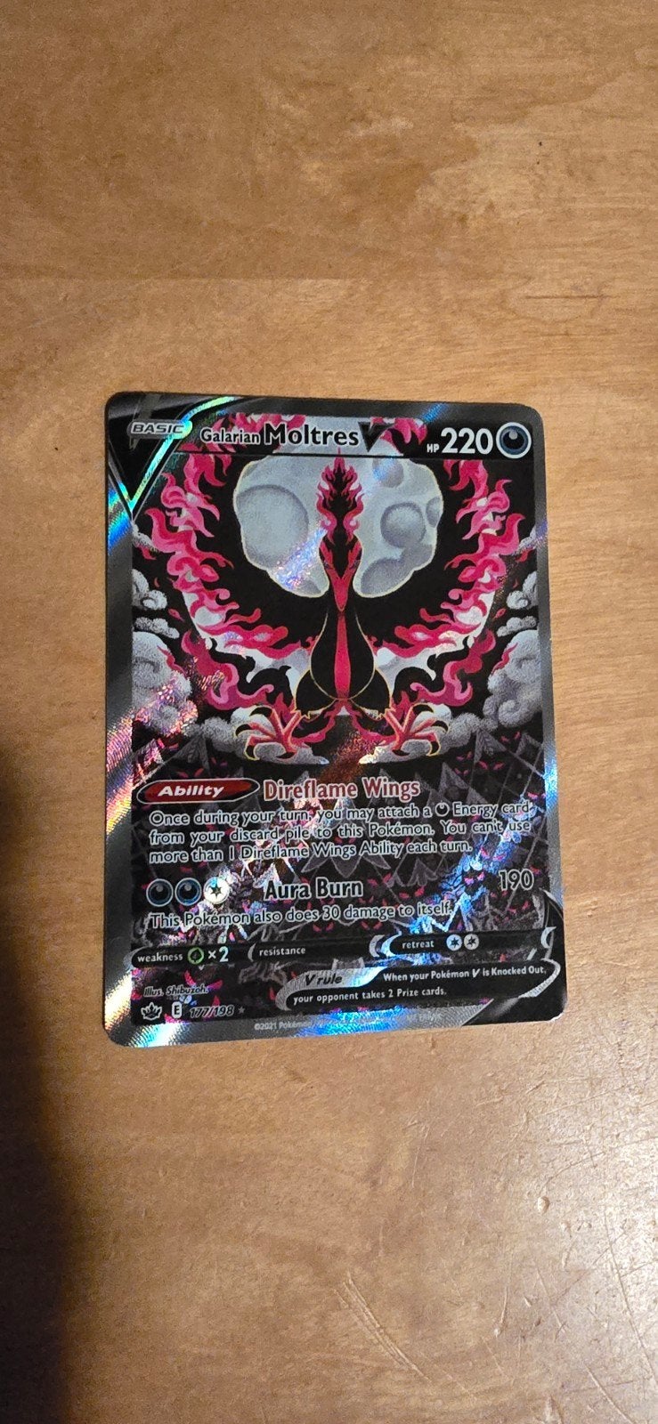 Originele Pokémon Kaart: Galarian Moltres V (Goede Staat), Hobby en Vrije tijd, Ophalen, Zo goed als nieuw, Losse kaart, Foil