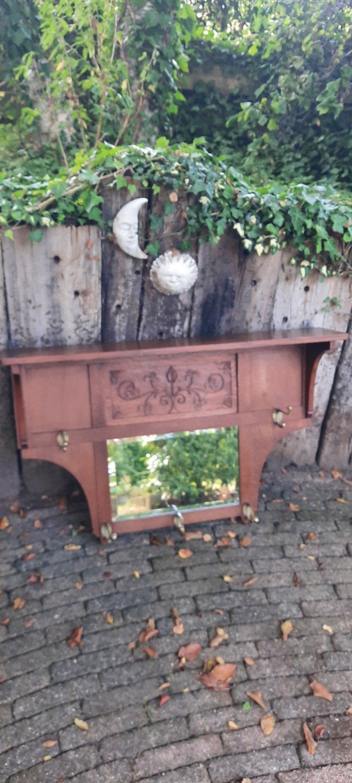 Jugendstil wandkapstok, Ophalen