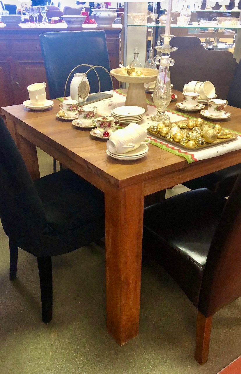 Mooie teak houten tafel, Huis en Inrichting, Tafels | Eettafels, 50 tot 100 cm, 50 tot 100 cm, Zo goed als nieuw, Vier personen