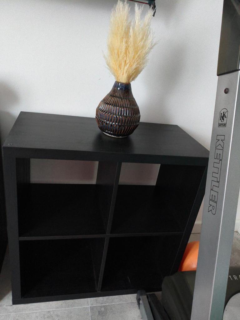 Ikea Kallax vakkenkast zwart - 2x2 vakken, Ophalen of Verzenden, Gebruikt