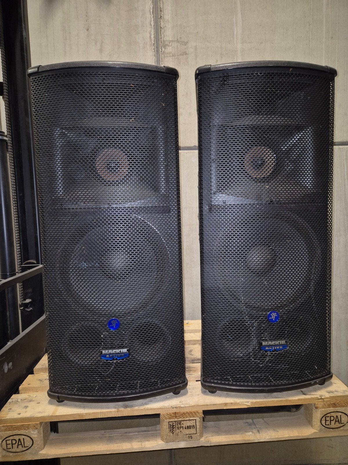 2 x mackie SR1530, Ophalen