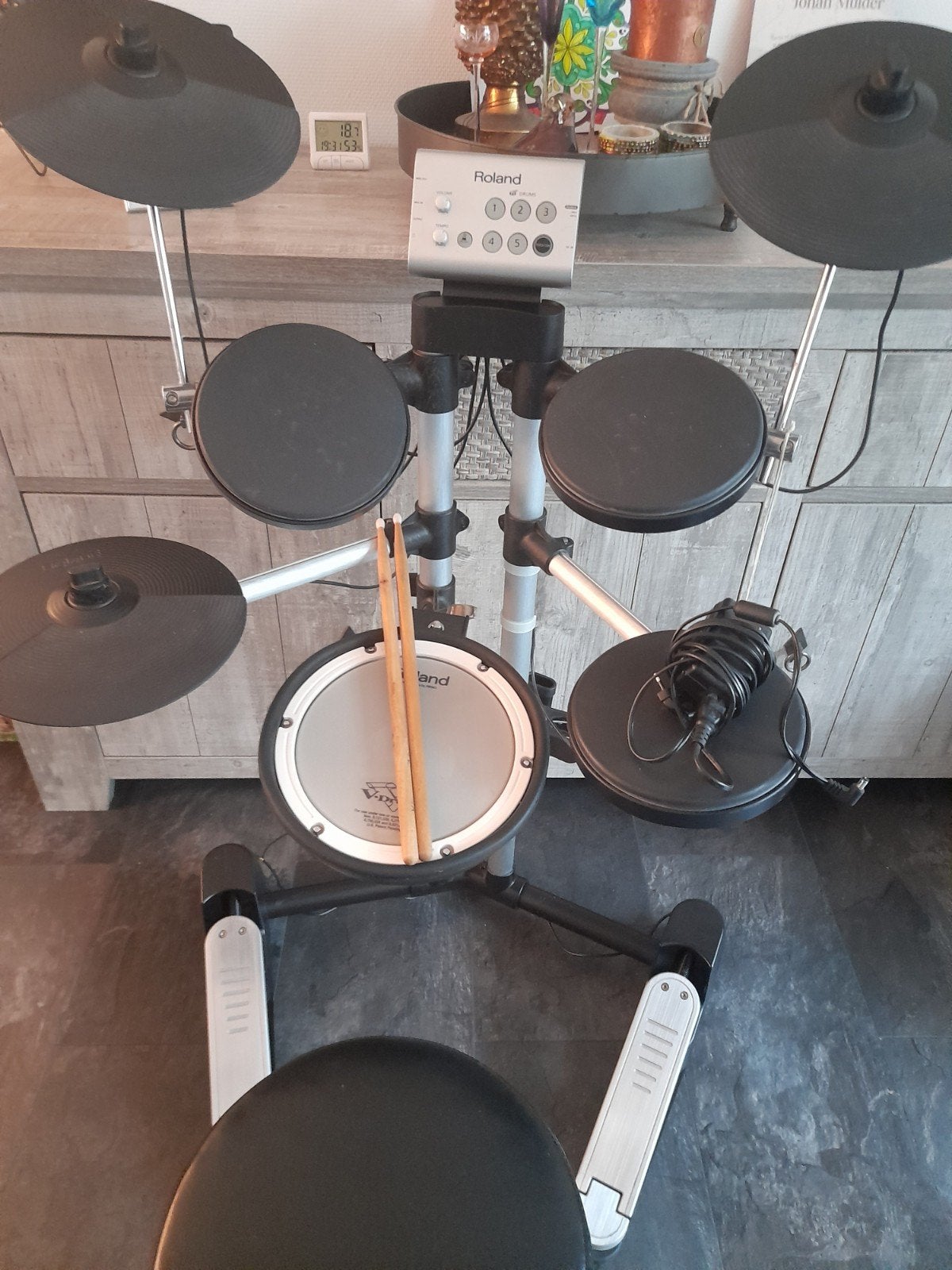 roland hd-1 elektronischedrumstel met drumkruk en drumstokk, Muziek en Instrumenten, Ophalen, Zo goed als nieuw, Roland
