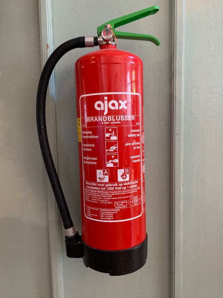 3x Brandblusser Ajax 6L schuim, Huis en Inrichting, Brandblussers en Brandkasten, Ophalen, Zo goed als nieuw, Brandblusser