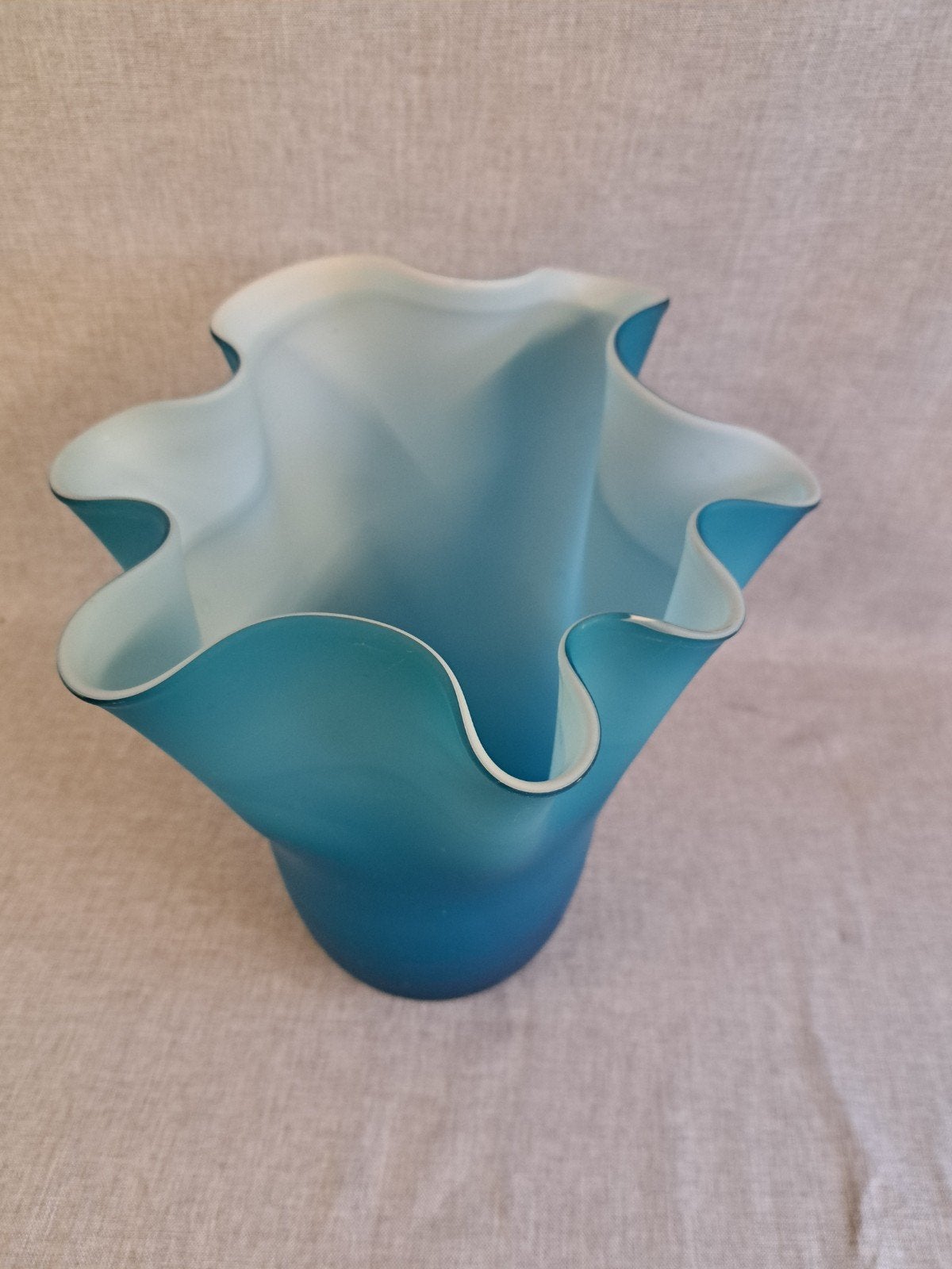 Vintage Geblazen Glas Vaas | Blauwe Plooivaas, Ophalen of Verzenden