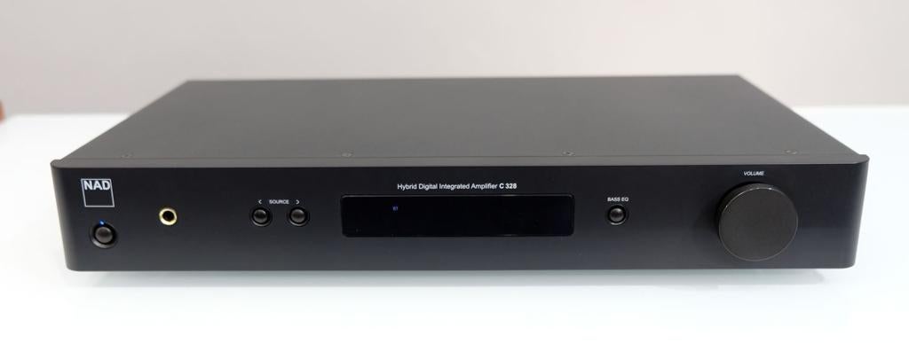 NAD C328 Stereo Versterker - Hybride Digitale Integratie, Audio, Tv en Foto, Versterkers en Receivers, Ophalen of Verzenden, Minder dan 60 watt