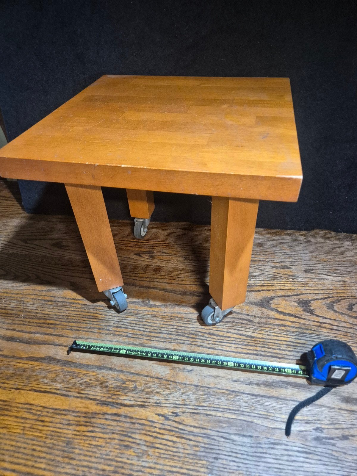 bijzet tafeltje op wielen, Minder dan 55 cm, Gebruikt, Vierkant, Ophalen of Verzenden