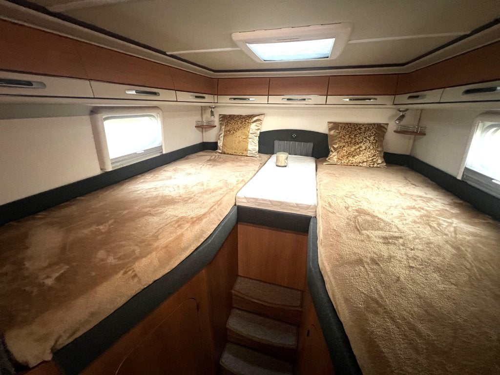 Hobby Exclusive 60 Compact ENKELE BEDDEN FIAT XXL GARAGE, Caravans en Kamperen, Campers, Fiat, Hobby, 7 tot 8 meter, Bedrijf