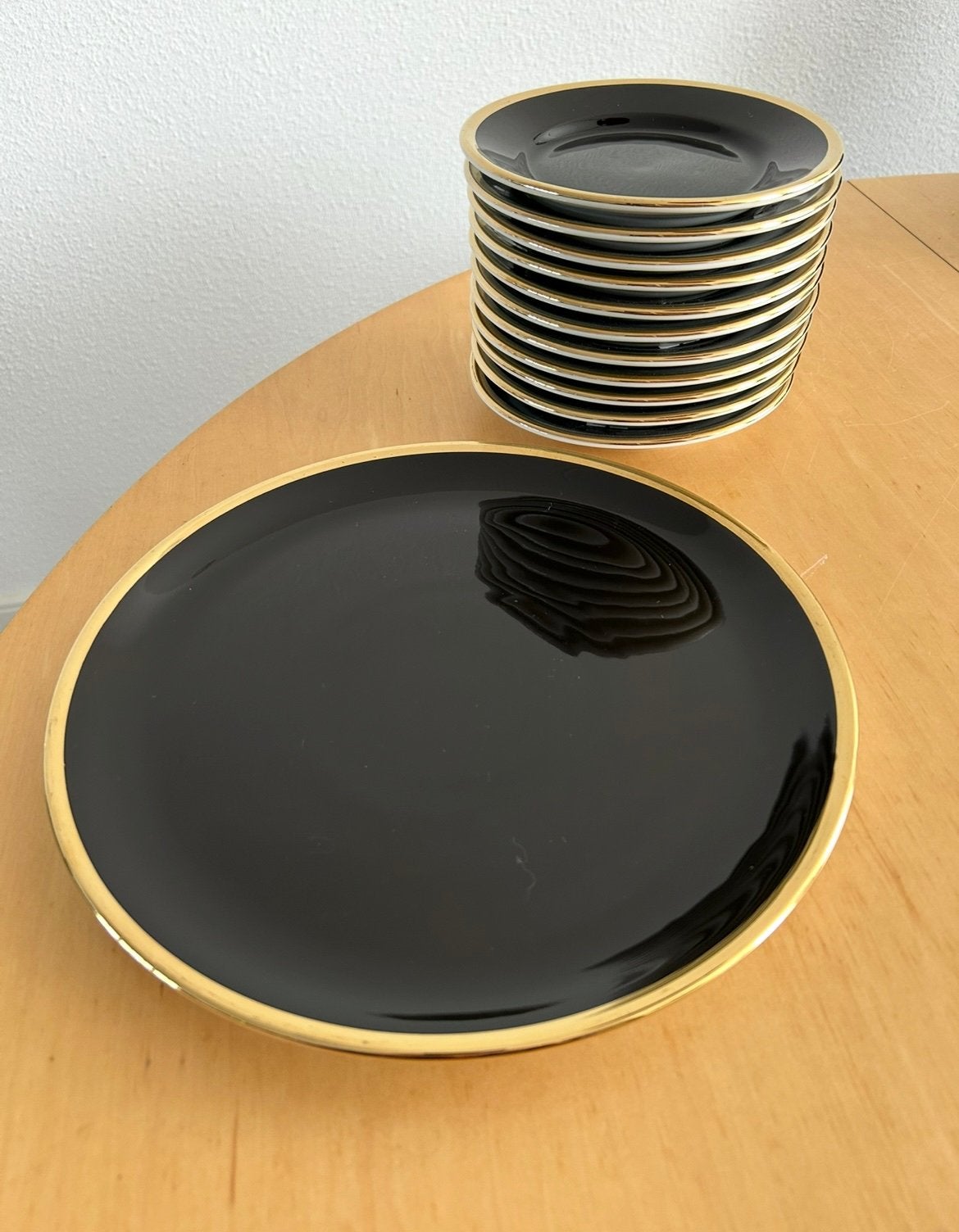 Vintage Pillivuyt schaal met schoteltjes (6 stuks), Ophalen of Verzenden, Zo goed als nieuw, Overige stijlen, Schaal of Schalen