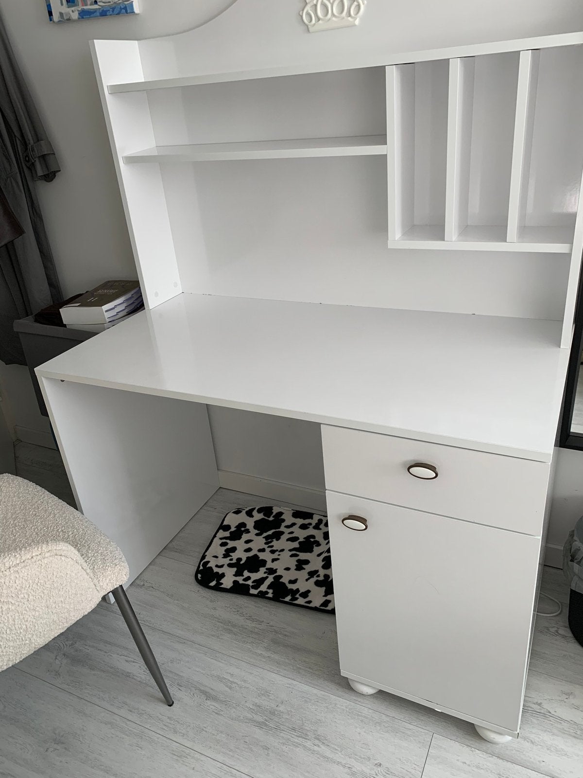 Mooie bureau  wit hoogglans, Ophalen, Zo goed als nieuw