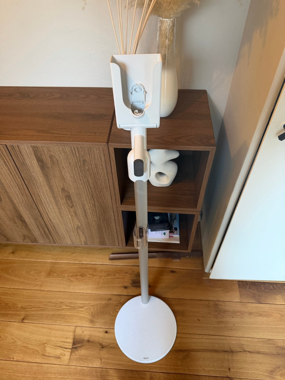 Dyson Vloerstandaard - Wit Floor Dok, Witgoed en Apparatuur, Ophalen, Inclusief accessoires, Gebruikt, Overige typen