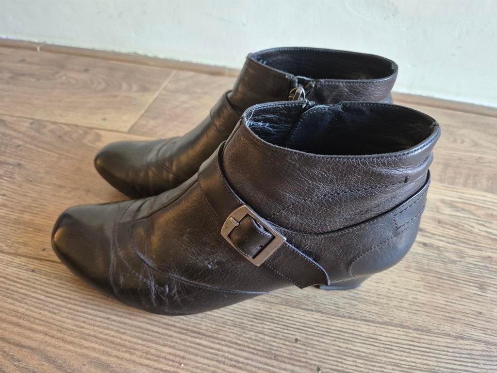 Footnotes donkerbruine enkellaarsjes mt 41 nette staat, Kleding | Dames, Schoenen, Bruin, Lage of Enkellaarzen, Ophalen of Verzenden