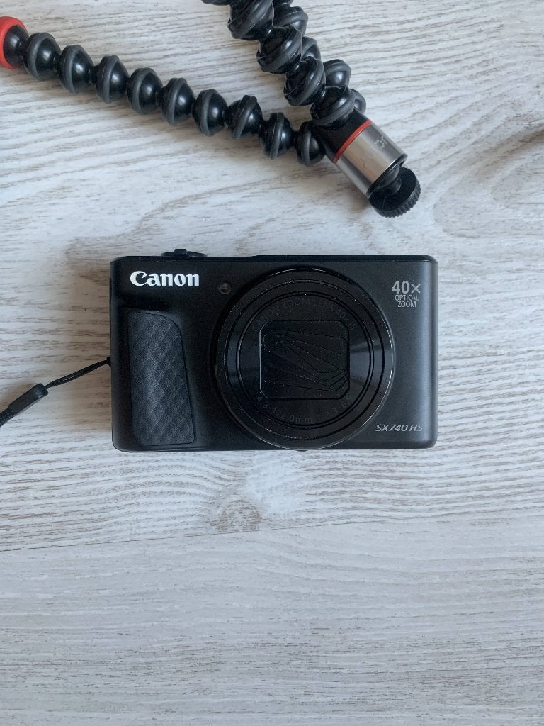 Canon Powershot SX740HS Vlogcamera Fotocamera, Canon, Ophalen of Verzenden, Zo goed als nieuw, Ingebouwde flitser
